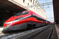 The contract includes delivery of 14 Frecciarossa 1000 very high-speed trains and maintenance services