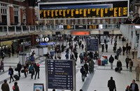 Busy London train station